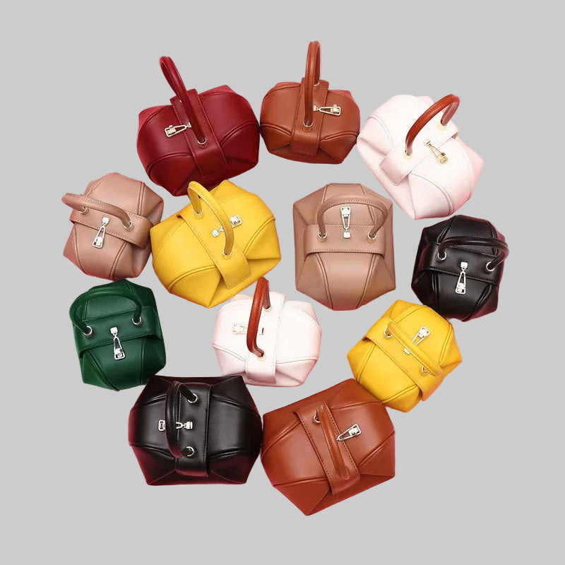 Luxe Leather Tote: Timeless & Sophisticated